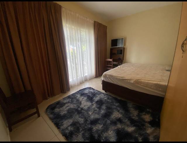 8 BEDROOM HOUSE FOR SALE IN BEDWORTH PARK